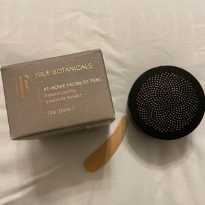 True Botanicals At-Home Facialist Peel - Black and Gold